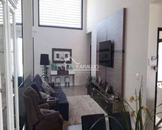 Imagem Casa em Condomínio à venda em Alphaville Nova Esplanada com 264m² 3 suítes, 6 vagas