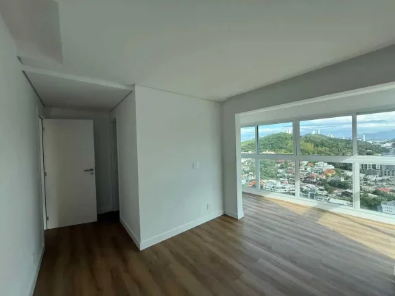 Imagem Apartamento com 2 dormitórios sendo 1 suíte e 1 vaga de garagem em Balneário Camboriú