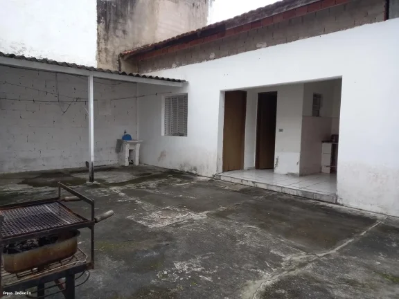 Imagem Casa para Venda em Itanhaém, Santa Júlia, 4 dormitórios, 2 banheiros, 6 vagas