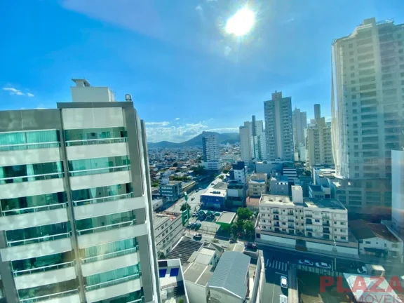 Imagem Apartamento 04 dormitórios no centro de Balneário Camboriú