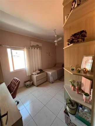 Imagem CASA COM 130 m² - TUPI - PRAIA GRANDE SP