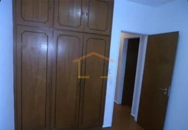 Imagem Apartamento com 98 m² de área útil, distribuído em 3 dormitórios com armários, sendo 1 suíte,...