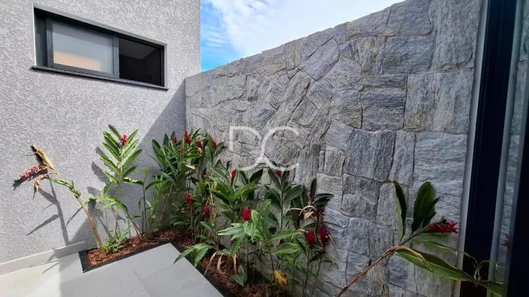 Imagem Condomínio Terras de São Francisco - Venda |115,00 AC m² |165,00 AT m² |3 Dorm |2 Suíte |3 Ban | 4Vagas