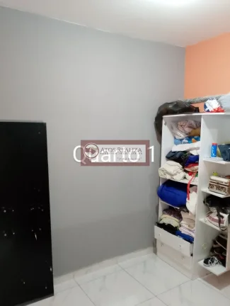 Imagem Vendo Oportunidade em parelheiros, Sobrado 3 Dormitórios, cozinha Americana, 2 Banheiros, Garagem e pronto comercial, valor de oportunidade, R$: 180.000. Aproveite.