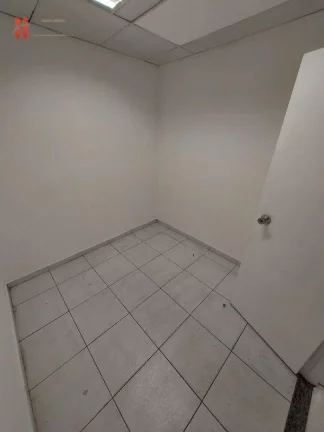 Imagem LOJÃO COM 220M ² NA PRINCIPAL AVENIDA DE CAXIAS