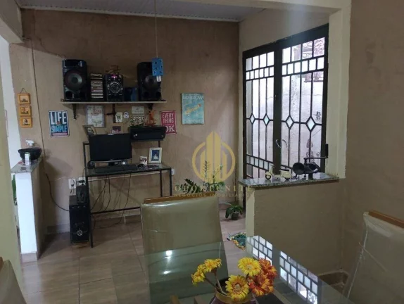 Imagem Casa 2 dormitórios com suíte - quintal - churrasqueira - Presidente Dutra - Ribeirão Preto/SP