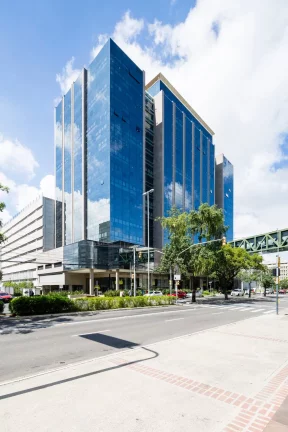 Imagem Sala comercial à venda em Porto Alegre, Praia de Belas, 90,98m²