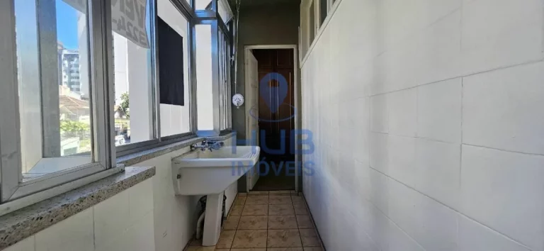 Imagem 2 Suítes , 127m2 , Semi-mobiliado, 1 Vaga Coberta, Centro - Florianópolis/SC
