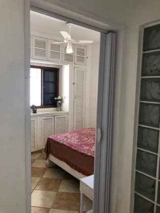 Imagem Casa para Venda em Itanhaém, Vila Tupi, 3 dormitórios, 1 banheiro, 2 vagas
