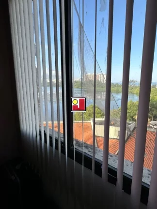 Imagem Vendo 1Q Praia da Barra, 2 vagas, frente mar e lagoa, sol nasc, depd, cozinha grande, ÔNIBUS, clube, tênis, squash, futebol, piscina, churrasqueira,