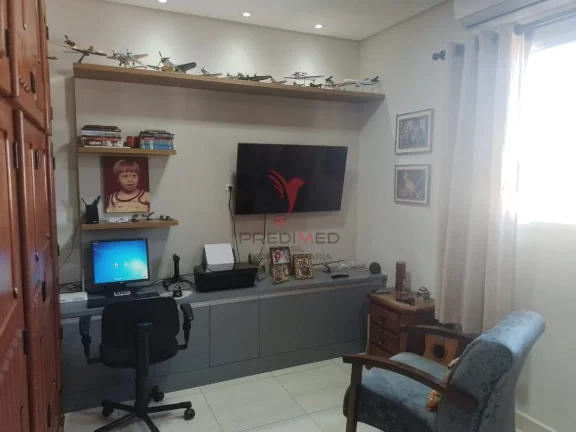 Imagem ...Oacute;timo apartamento com 2 quartos, um su...iacute;te, 01 banheiro social, cozinha, ...aacute;...