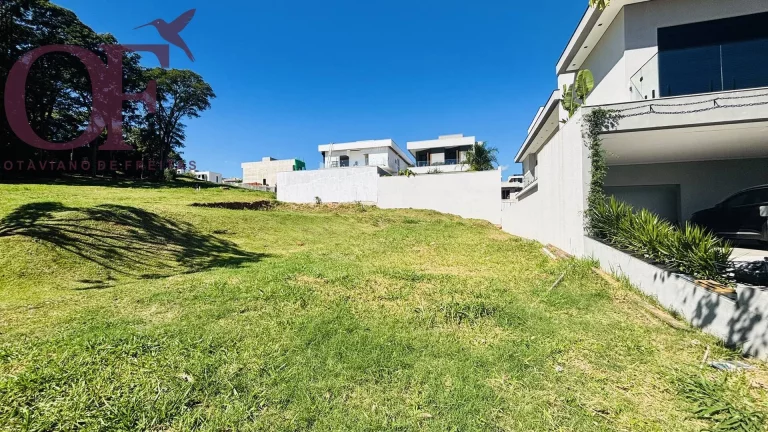 Imagem Terreno de 390 m² com Declive no condomínio Brisas Jundiaí - Jundiaí/SP