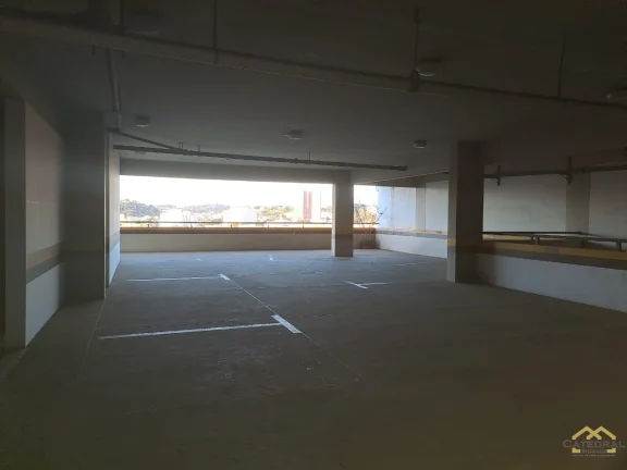 Imagem Sala Comercial com 2 vagas e 147m² no centro de Jundiaí/SP