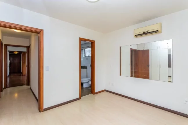 Imagem Apartamento à venda em Porto Alegre, Petrópolis, com 3 quartos, 124m2