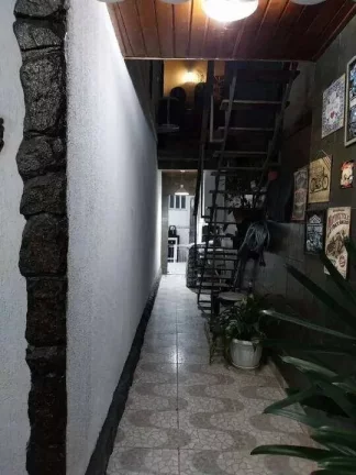 Imagem Casa de condomínio à venda em São Gonçalo, Mutondo, com 2 quartos, 170m2