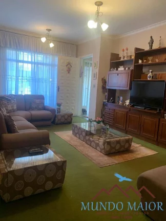 Imagem Sobrado - 3 dorms/ sendo uma suíte / 4 vagas / 230m / 585 mil