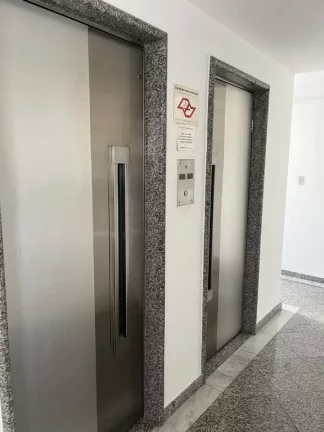 Imagem Sala Comercial Clínica Perto Metrô Campo Belo Aluguel, 70m² por R$ 2.890/mês - Av Padre Antônio José dos Santos 449 - Brooklin - São Paulo/SP - SA0404