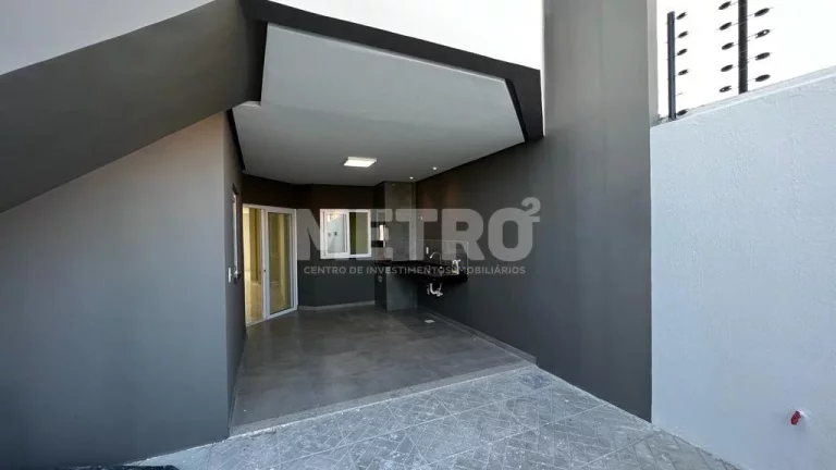 Imagem Venda, Casa KM2, 3 quartos, sendo 01 suíte, 100m aproximados , esquadria em pvc