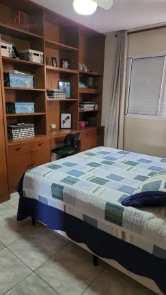 Imagem OPORTUNIDADE - CASA 3 DORMITÓRIOS 230m² - 2 vagas