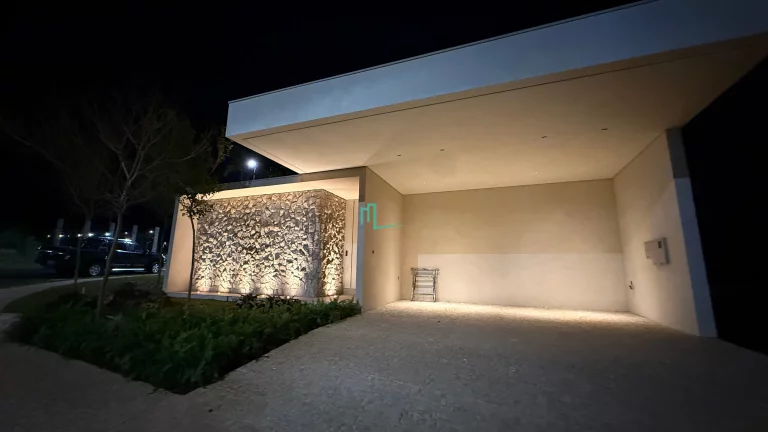 RESIDÊNCIA LINEAR NOVA DE ALTO PADRÃO DISPONÍVEL PARA VENDA NO CONDOMÍNIO RESERVA DOS YPES - CRISTAIS PAULISTA.