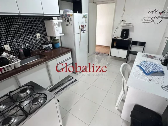Imagem Apartamento com 2 dormitórios porteira fechada no Marapé em Santos por R$ 745 mil