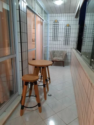 Imagem Apartamento alto padrão com 3 dormitórios na quadra do mar à venda - Gonzaga - Santos/SP