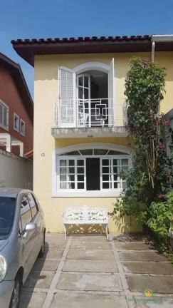Imagem Casa com 3 dorms ( 1 suite ) em condomínio - Parque Ipê, SP