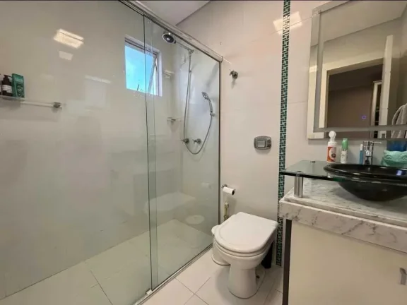 Imagem Cobertura duplex mobiliada e decorada vista mar com 4 suítes e 1 vaga em Meia Praia Itapema