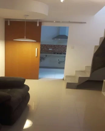 Imagem Aluguel de Casa com 2 Quartos e 1 Banheiro na Vila Santana, São Paulo-SP!