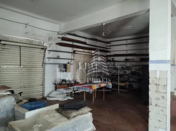 Imagem Casa para Venda em Limeira, Vila Camargo, 3 dormitórios, 3 banheiros, 6 vagas