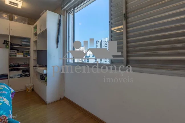 Imagem Apartamento em Higienópolis com 3 quartos (1 suíe ) e 1 vaga, 152 m²