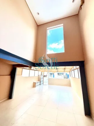 Imagem Sobrado Comercial à Venda em Vila Nova Conceição - São Paulo/SP.