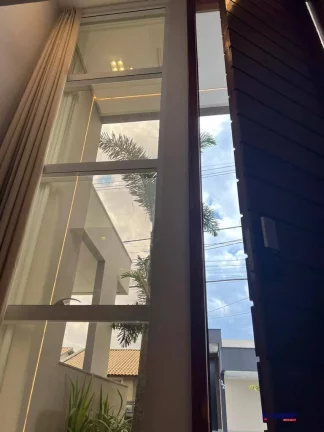 Imagem VENDO CASA 3/4 -ALTO PADRÃO - SIM
