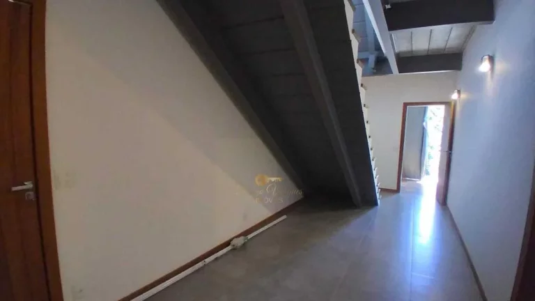 Imagem Casa em Condomínio para Venda em Teresópolis / RJ no bairro Vargem Grande