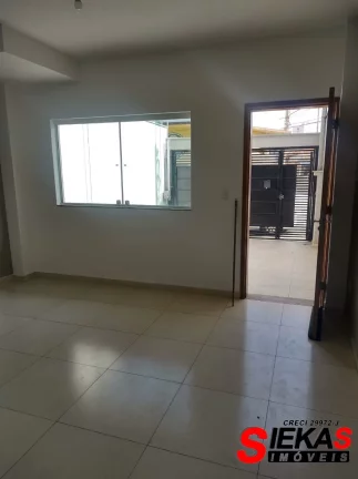Imagem Imperdível oportunidade: Casa à venda em São Paulo-SP, Jardim Maringá! 2 quartos, 2 suítes, 1 sala, 3 banheiros, 2 vagas, 70m².