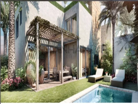 Vendo casa em condomínio fechado no Jd. Europa. Condomínio horizontal fechado, com apenas 6 casas com áreas a partir de 460m2 privativos, isoladas co