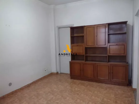 Imagem Gloria - Rua Santo Amaro - Vendo ótimo apto 2 quartos , boa cozinha - localiação privilegiada - R$390.000,00 - Agende uma visita!