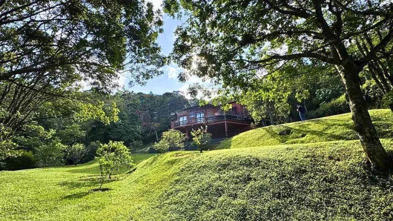 Imagem Privacidade e Conforto no Coração de Santo Antônio do Pinhal