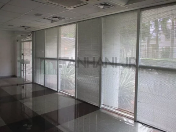 Imagem Casa comercial para locação em São Paulo-SP, bairro Jardim América: 10 salas, 6 banheiros, 25 vagas, 1.500,00 m²!