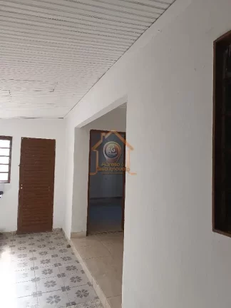 Imagem VENDO CASA COM EDICULA NO JD MARIA LUCIA