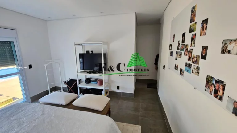 Imagem Casa para Venda em Arandu, Riviera de Santa Cristina I, 3 dormitórios, 3 suítes, 1 banheiro, 2 vagas