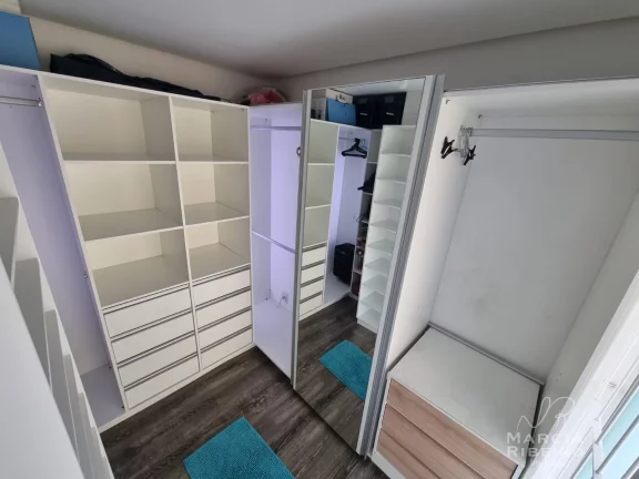Imagem Casa Geminada no bairro Ingleses do Rio Vermelho com 3 dormitórios