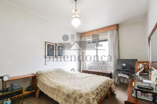 Imagem Apartamento com 175m² na Alameda Itu, 3 quartos e 1 vaga.