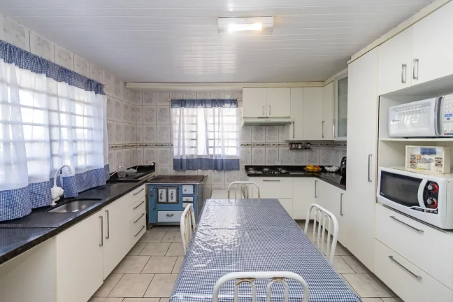 Imagem Casa de 4 quartos no Campo Comprido