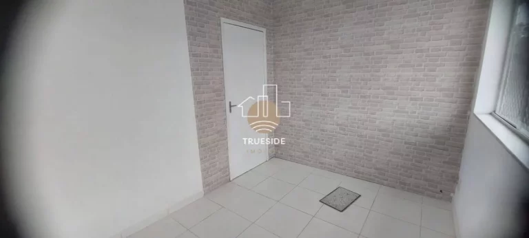 Imagem Casa Triplex com 5 Quartos — Vargem Pequena