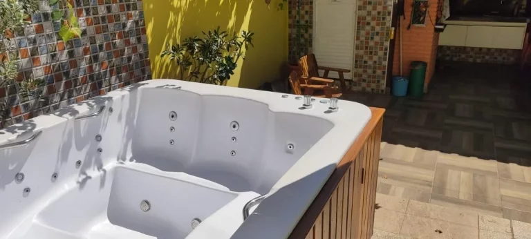 Imagem Casa para Venda em Araçatuba, Jardim Paulista, 2 dormitórios, 2 banheiros, 2 vagas