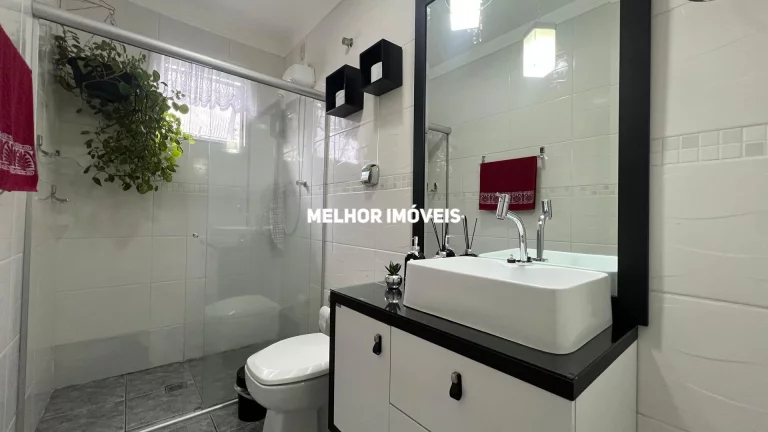 Imagem Casa a venda com 242 m² - Centro Sul de Balneário Camboriú.