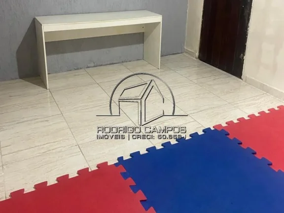 Imagem Espaçosa Casa Geminada à Venda no Tupiry, Praia Grande - 3 Quartos