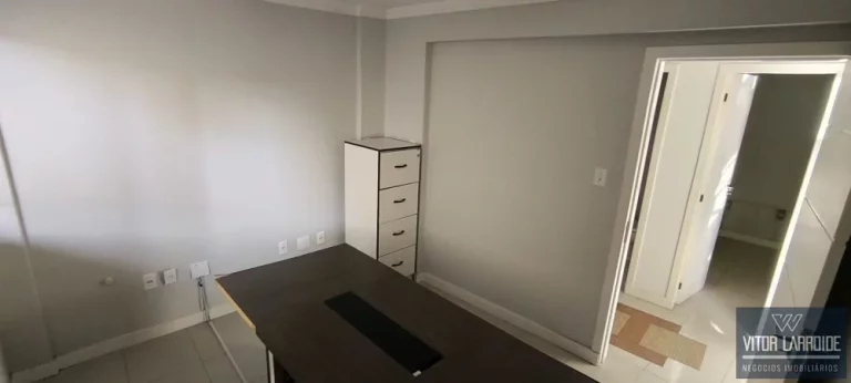Imagem Sala Comercial 102m² no Interclínicas em Tubarão