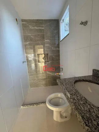 Imagem Casa com 3 dormitórios à venda, 90 m² por R$ 460.000,00 - Peró - Cabo Frio/RJ